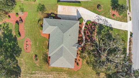 A home in LADY LAKE