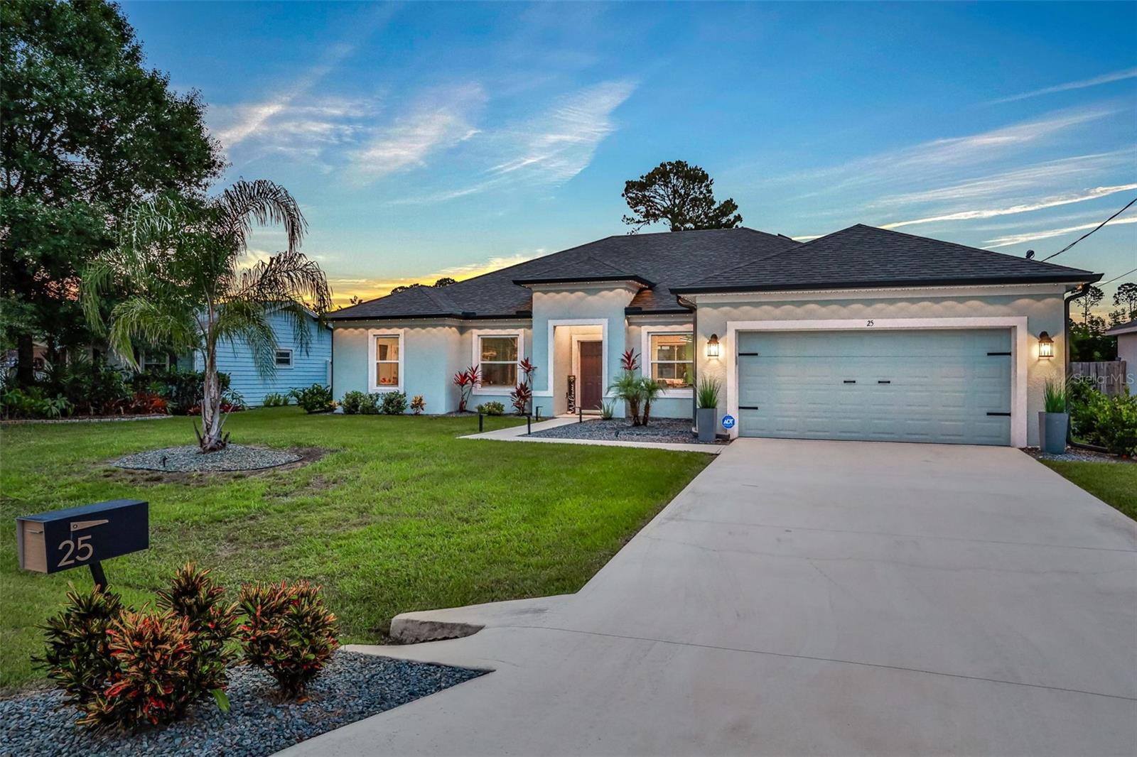 25 BAYSIDE DRIVE