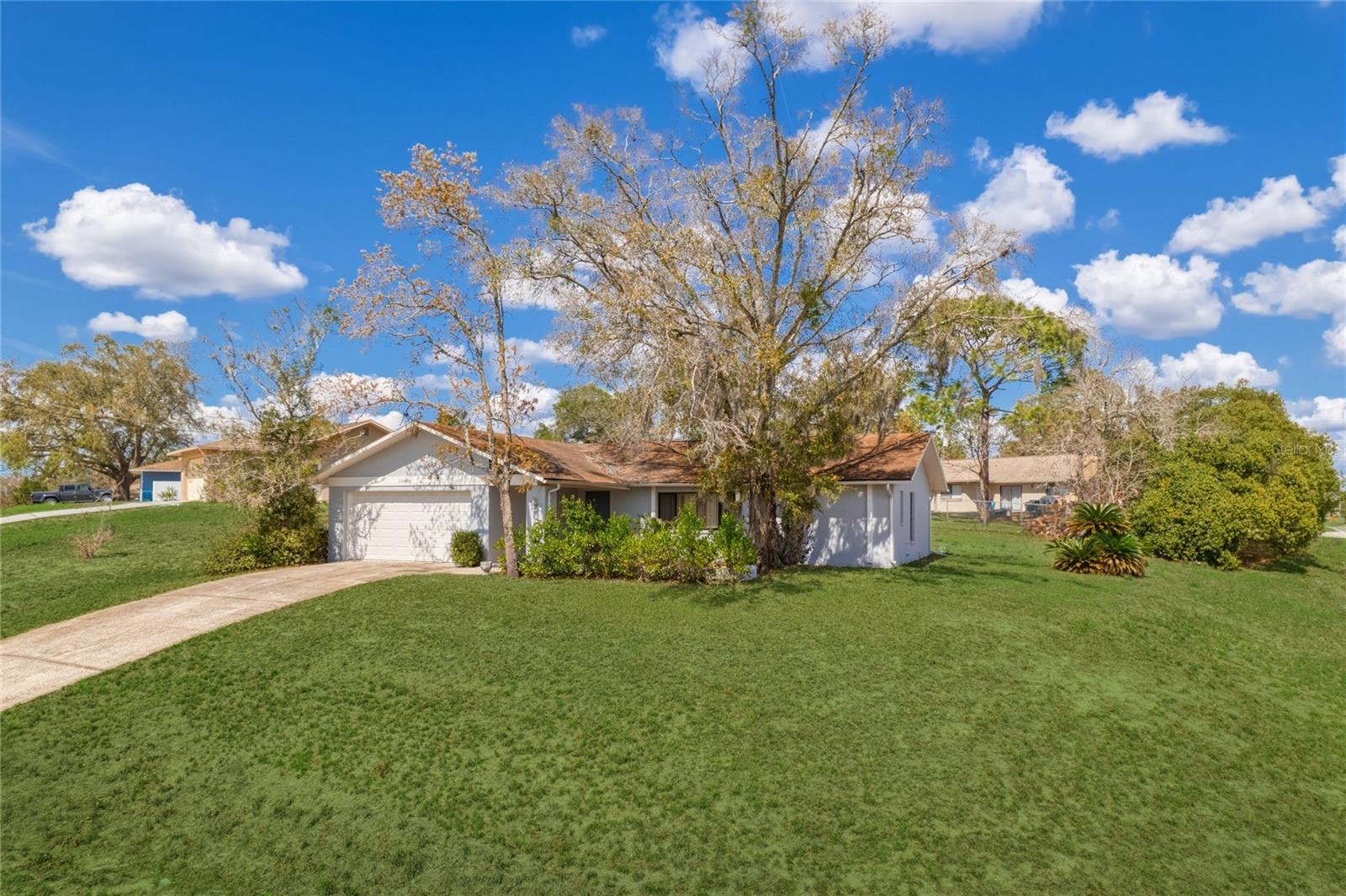 SPRING HILL - Residential