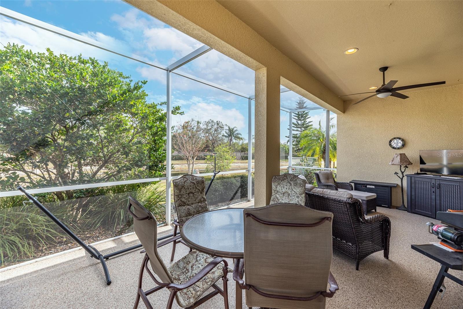 SUN CITY CENTER UNIT 271 - Residential