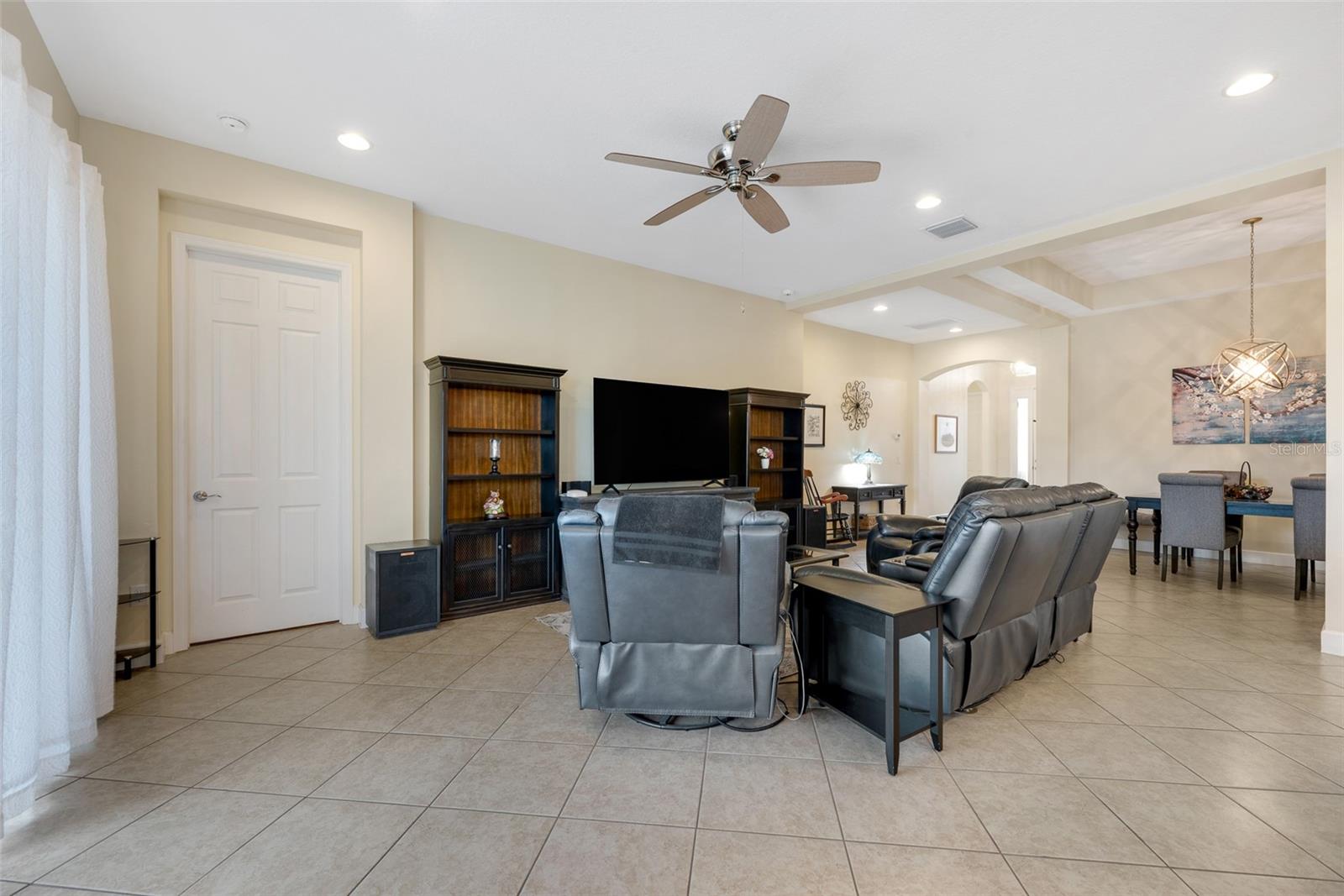 SUN CITY CENTER UNIT 271 - Residential