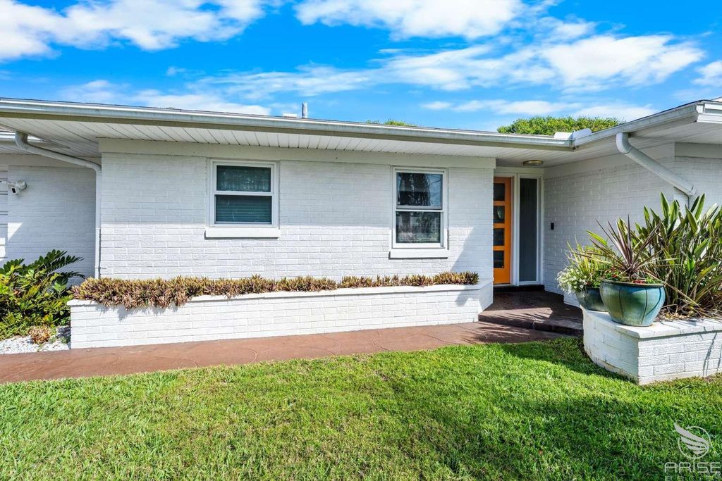 Photo of 812 E 13th Avenue, New Smyrna Beach, FL 32169 (MLS # TB8474418)