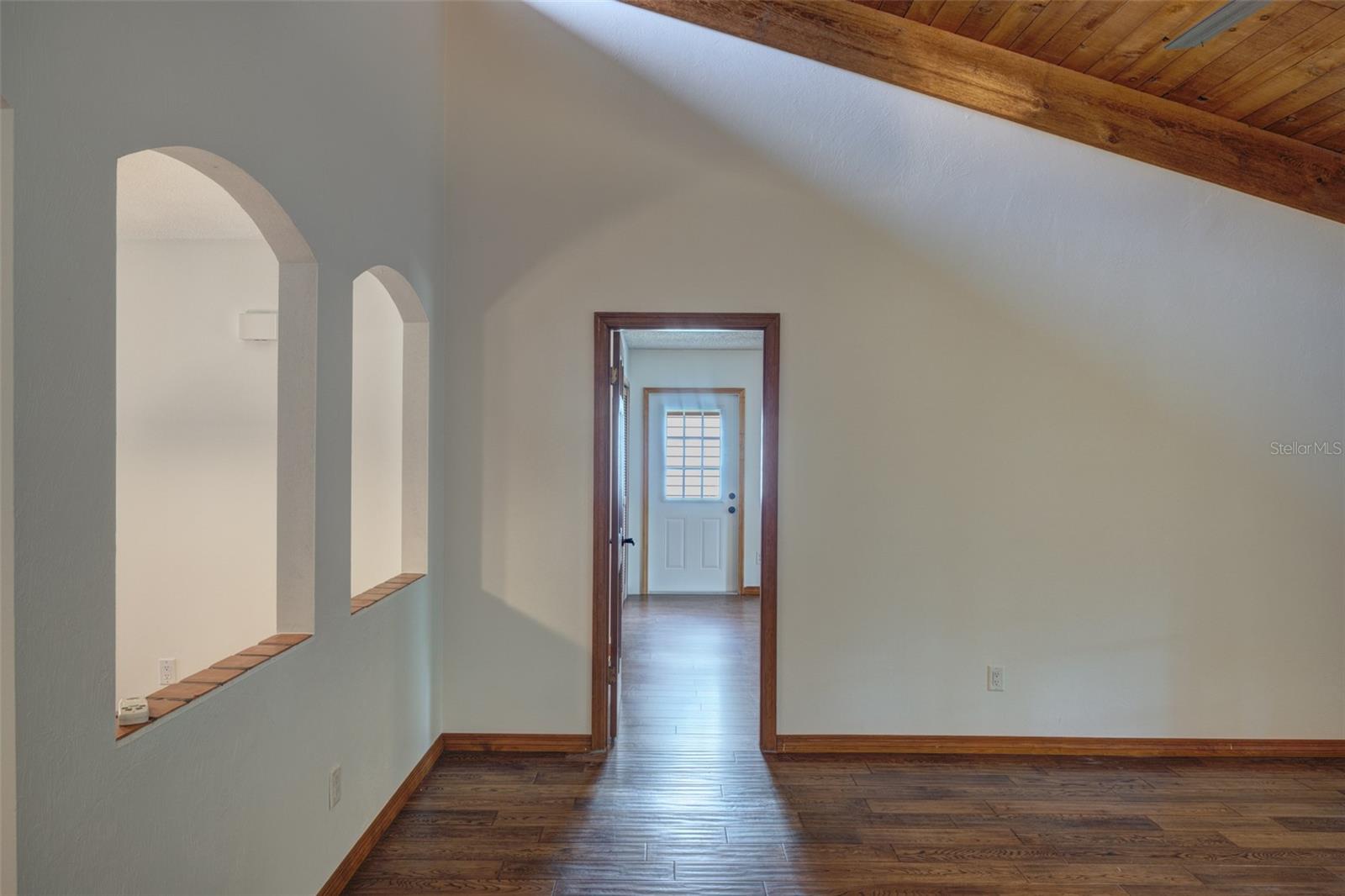 LOST HILL LAKE ESTATES UNIT 01 - Residential