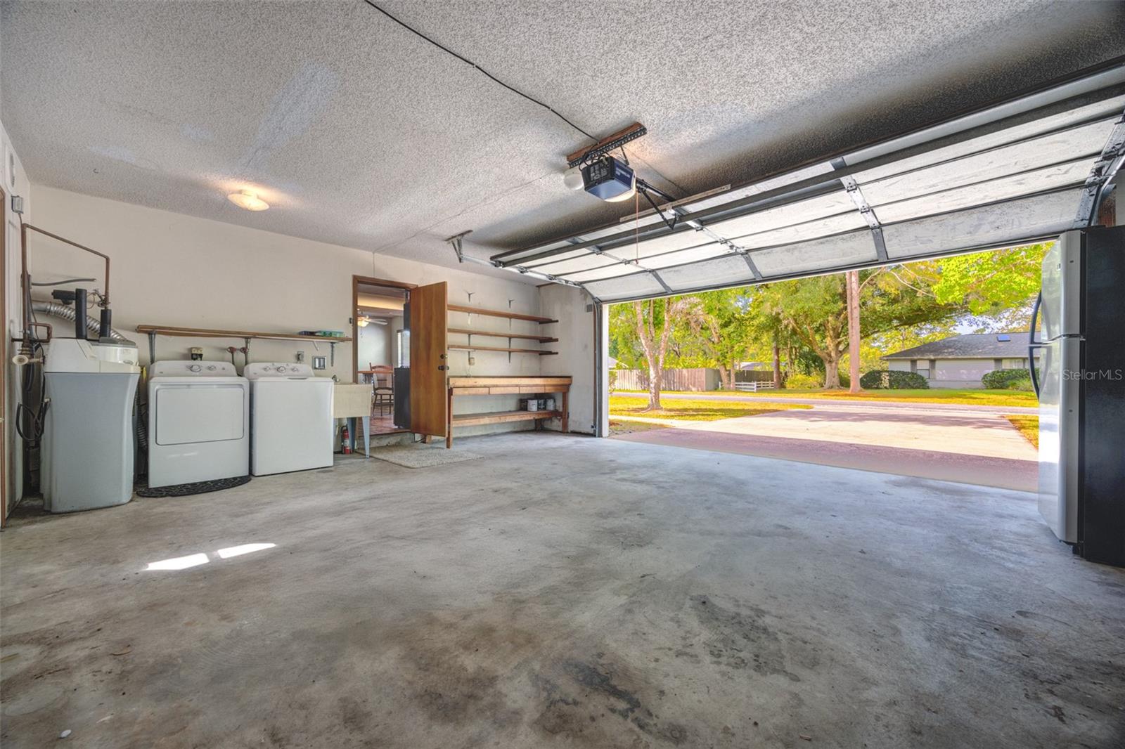 LOST HILL LAKE ESTATES UNIT 01 - Residential