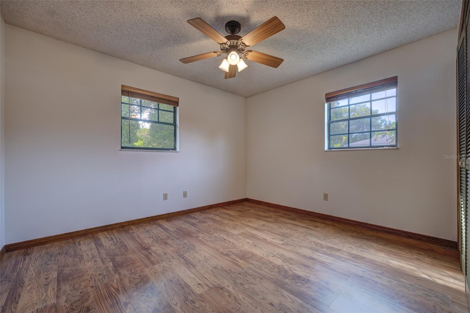 LOST HILL LAKE ESTATES UNIT 01 - Residential