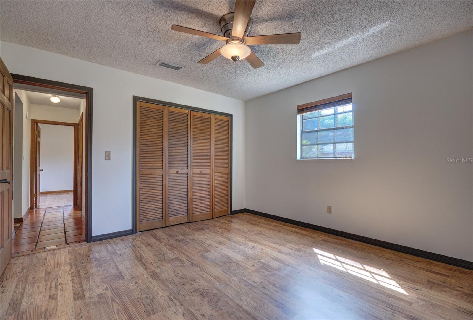 LOST HILL LAKE ESTATES UNIT 01 - Residential
