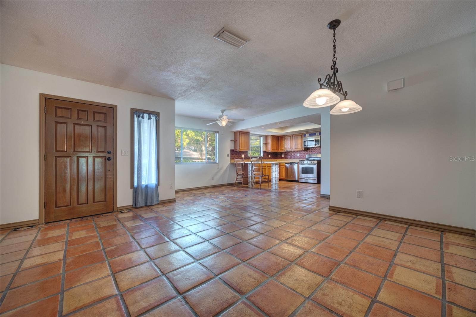 LOST HILL LAKE ESTATES UNIT 01 - Residential