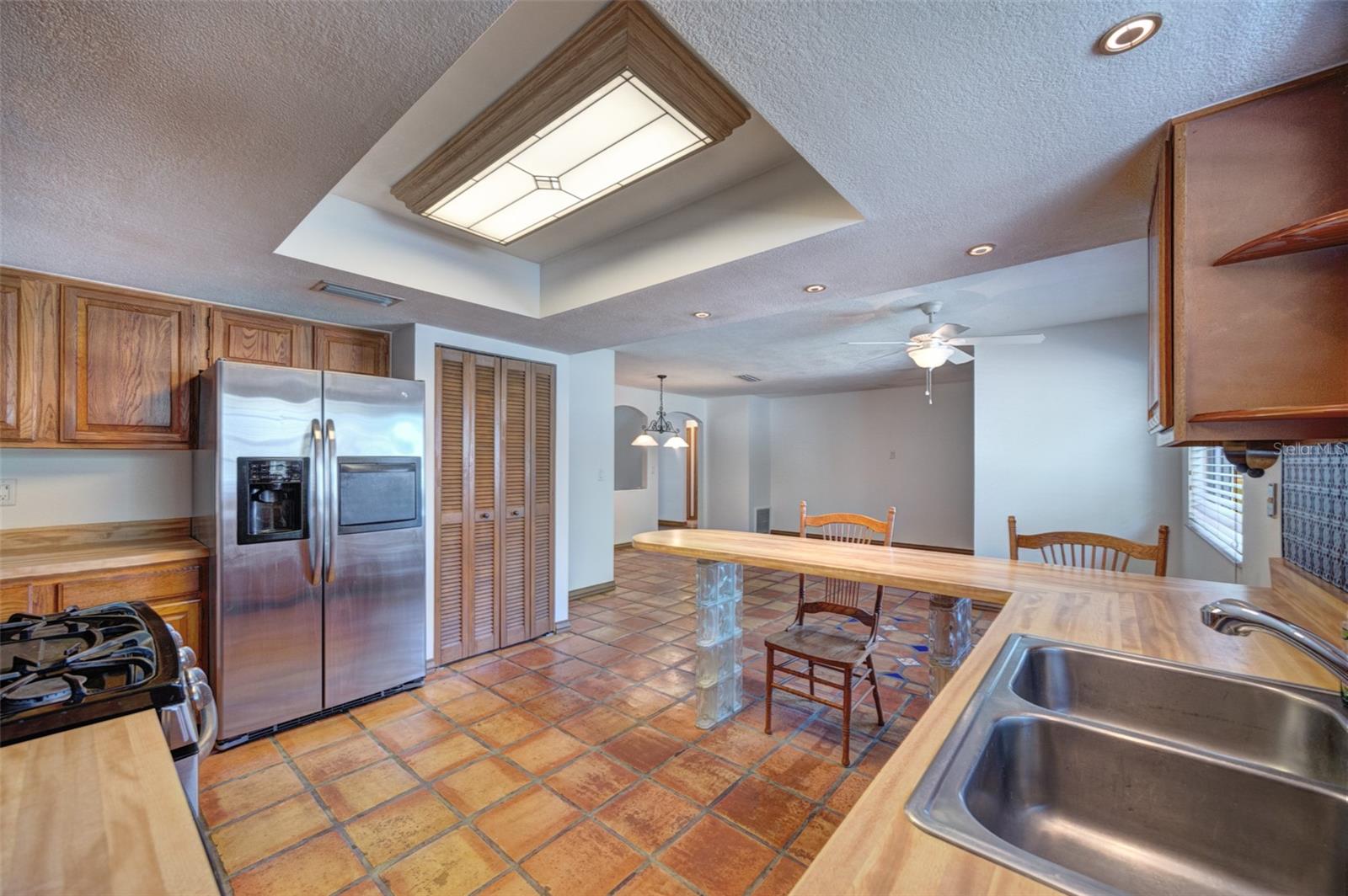 LOST HILL LAKE ESTATES UNIT 01 - Residential