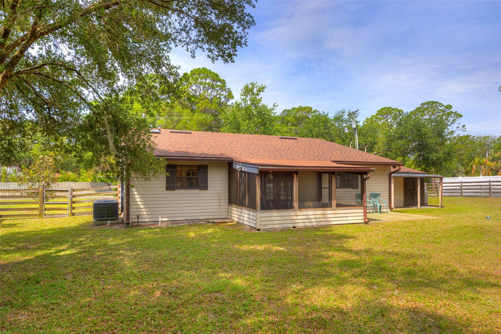 LOST HILL LAKE ESTATES UNIT 01 - Residential