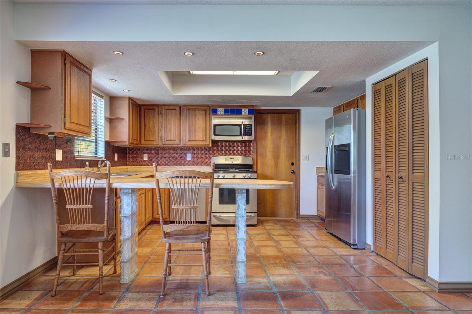 LOST HILL LAKE ESTATES UNIT 01 - Residential
