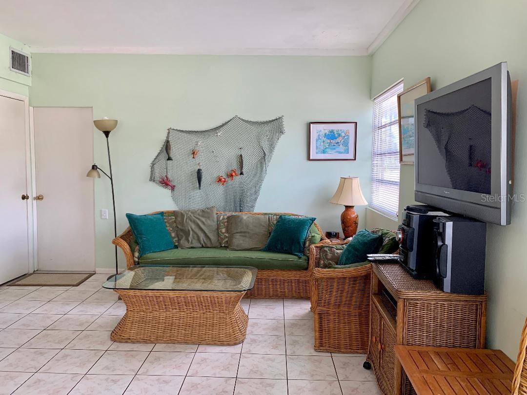 LIDO BEACH DIV B - Residential Income