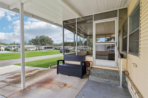 Tiny photo for 411 Palo Verde Drive, Leesburg, FL 34748 (MLS # G5118362)