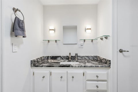 Tiny photo for 411 Palo Verde Drive, Leesburg, FL 34748 (MLS # G5118362)