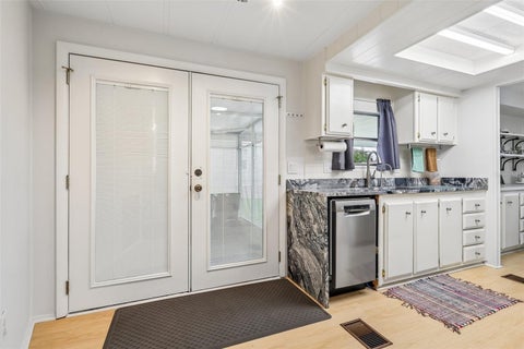 Tiny photo for 411 Palo Verde Drive, Leesburg, FL 34748 (MLS # G5118362)