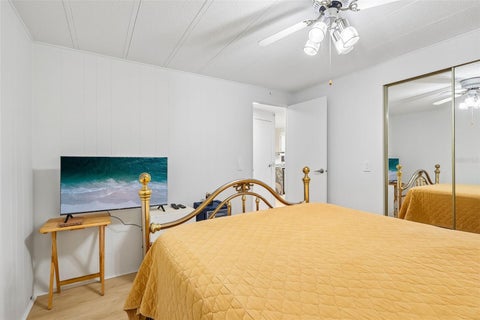 Tiny photo for 411 Palo Verde Drive, Leesburg, FL 34748 (MLS # G5118362)