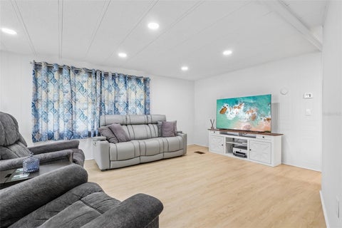 Tiny photo for 411 Palo Verde Drive, Leesburg, FL 34748 (MLS # G5118362)
