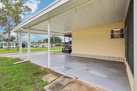 Tiny photo for 411 Palo Verde Drive, Leesburg, FL 34748 (MLS # G5118362)