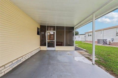 Tiny photo for 411 Palo Verde Drive, Leesburg, FL 34748 (MLS # G5118362)