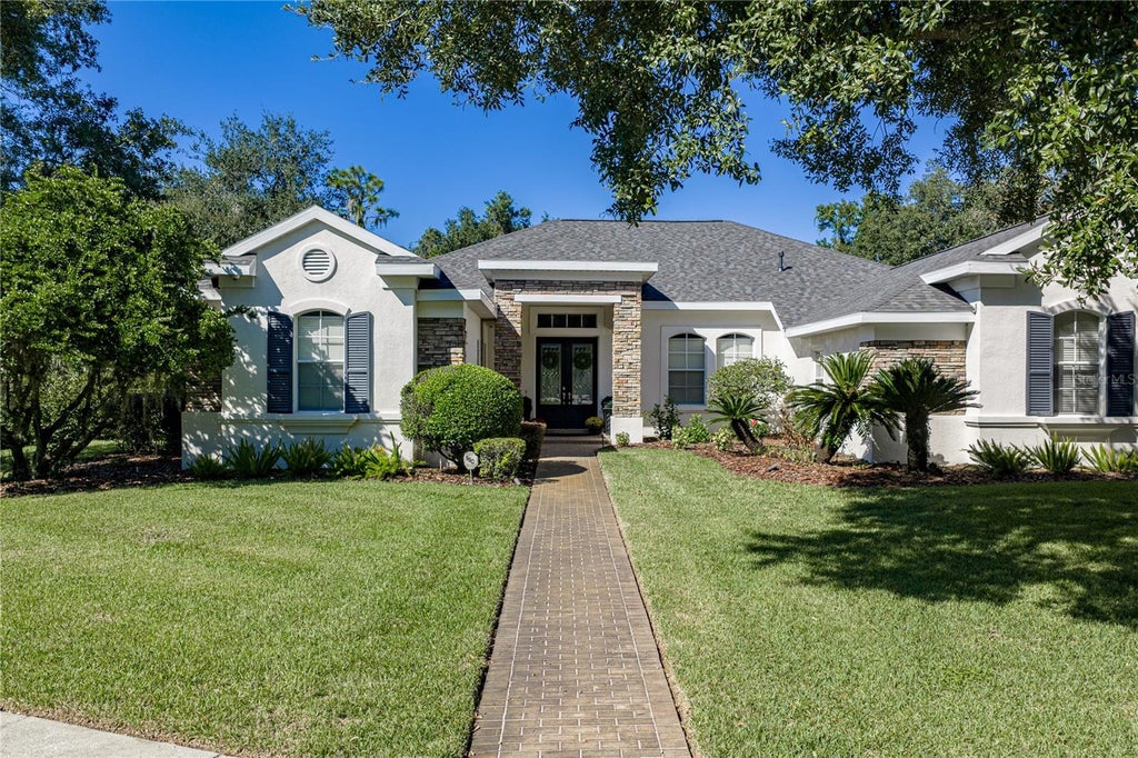 Photo of 6010 Kestrel Point Avenue, Lithia, FL 33547 (MLS # TB8557471)