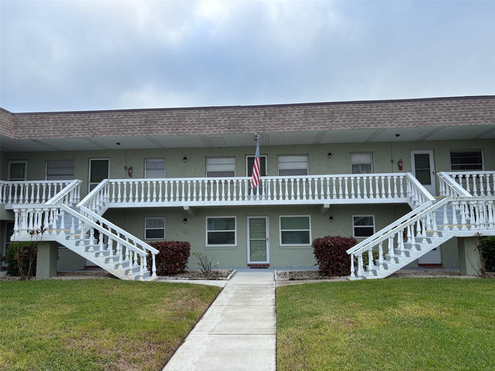 GREEN DOLPHIN PARK CONDO - Residential Lease