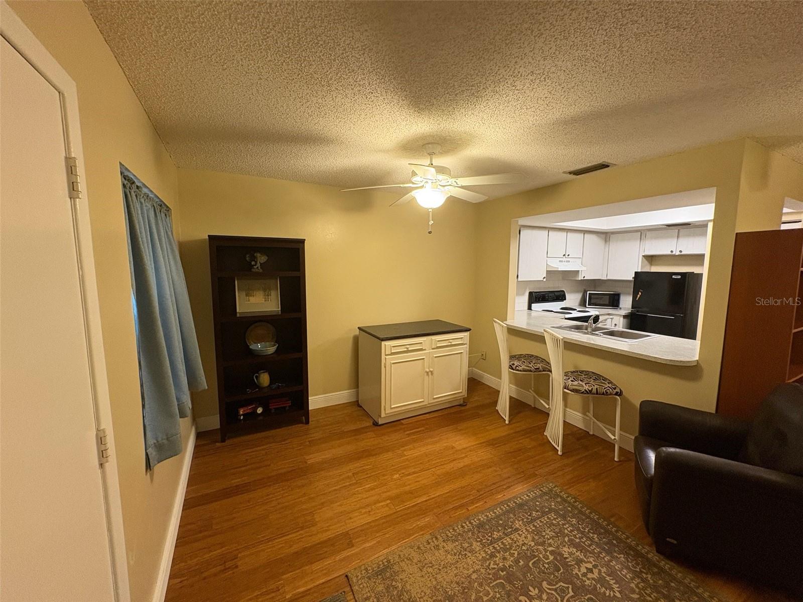 GREEN DOLPHIN PARK CONDO - Residential Lease