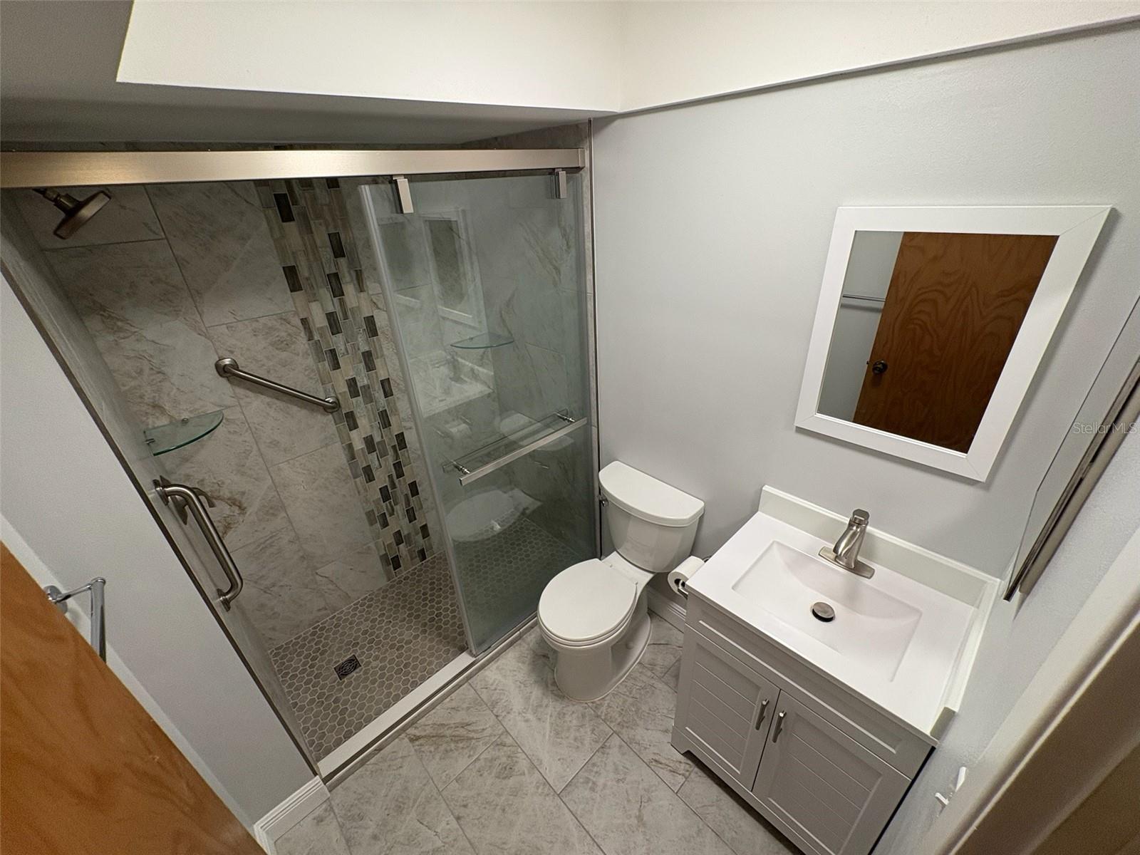 GREEN DOLPHIN PARK CONDO - Residential Lease