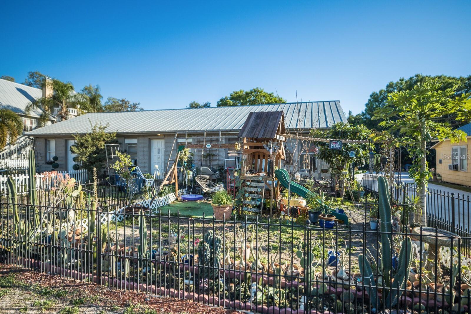 EUCALYPTUS HEIGHTS - Residential Income