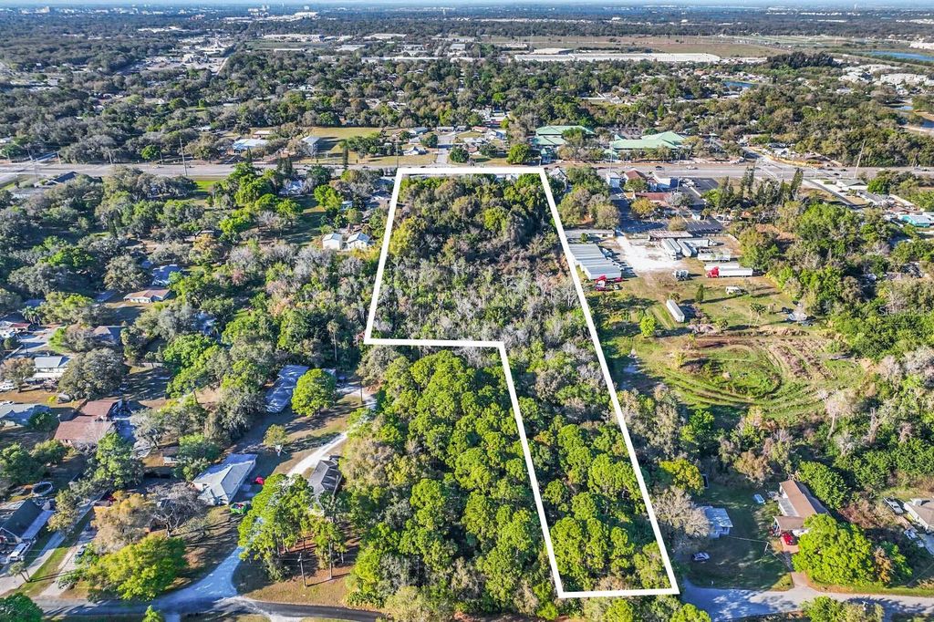 Photo of 2008 53rd Avenue E, Bradenton, FL 34203 (MLS # A4686129)