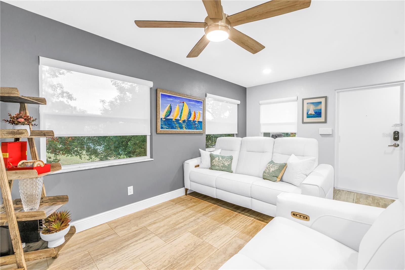 SIENA DOWNTOWN CONDOMINIUM - Residential