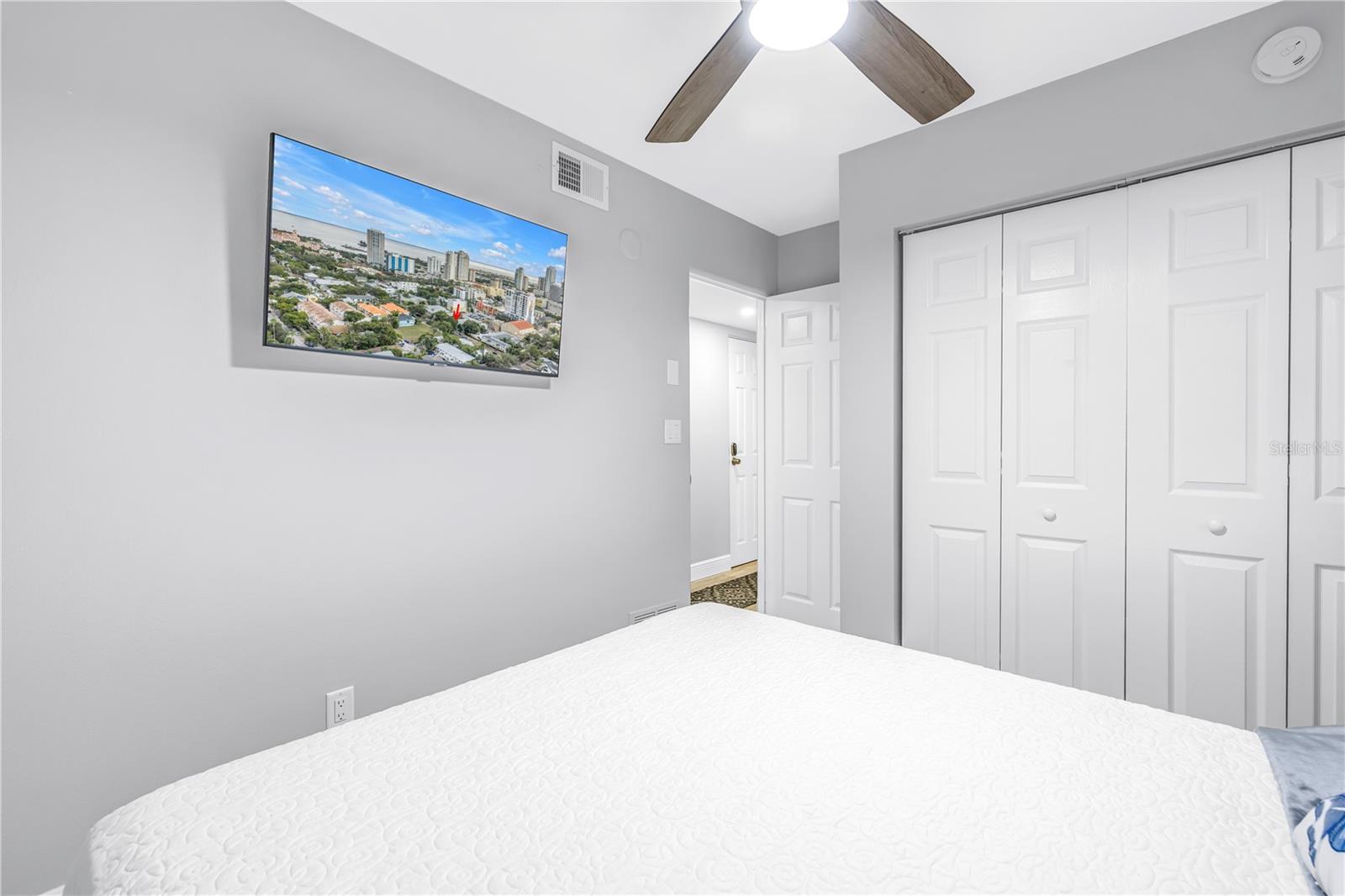 SIENA DOWNTOWN CONDOMINIUM - Residential