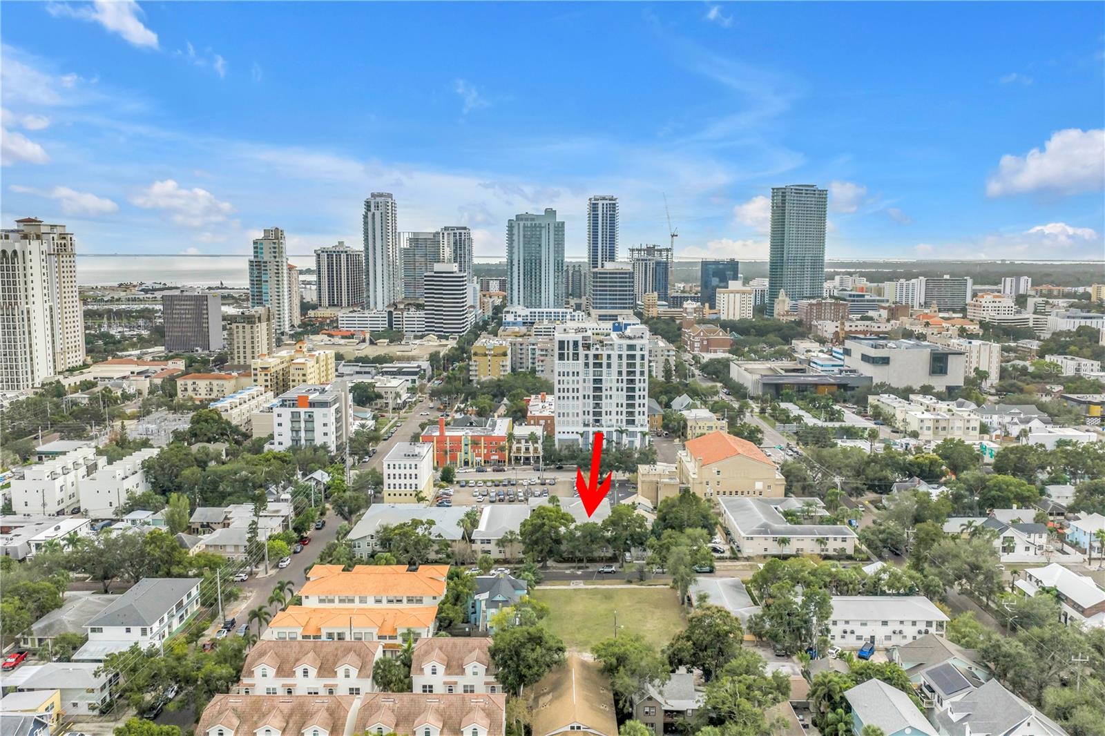 SIENA DOWNTOWN CONDOMINIUM - Residential