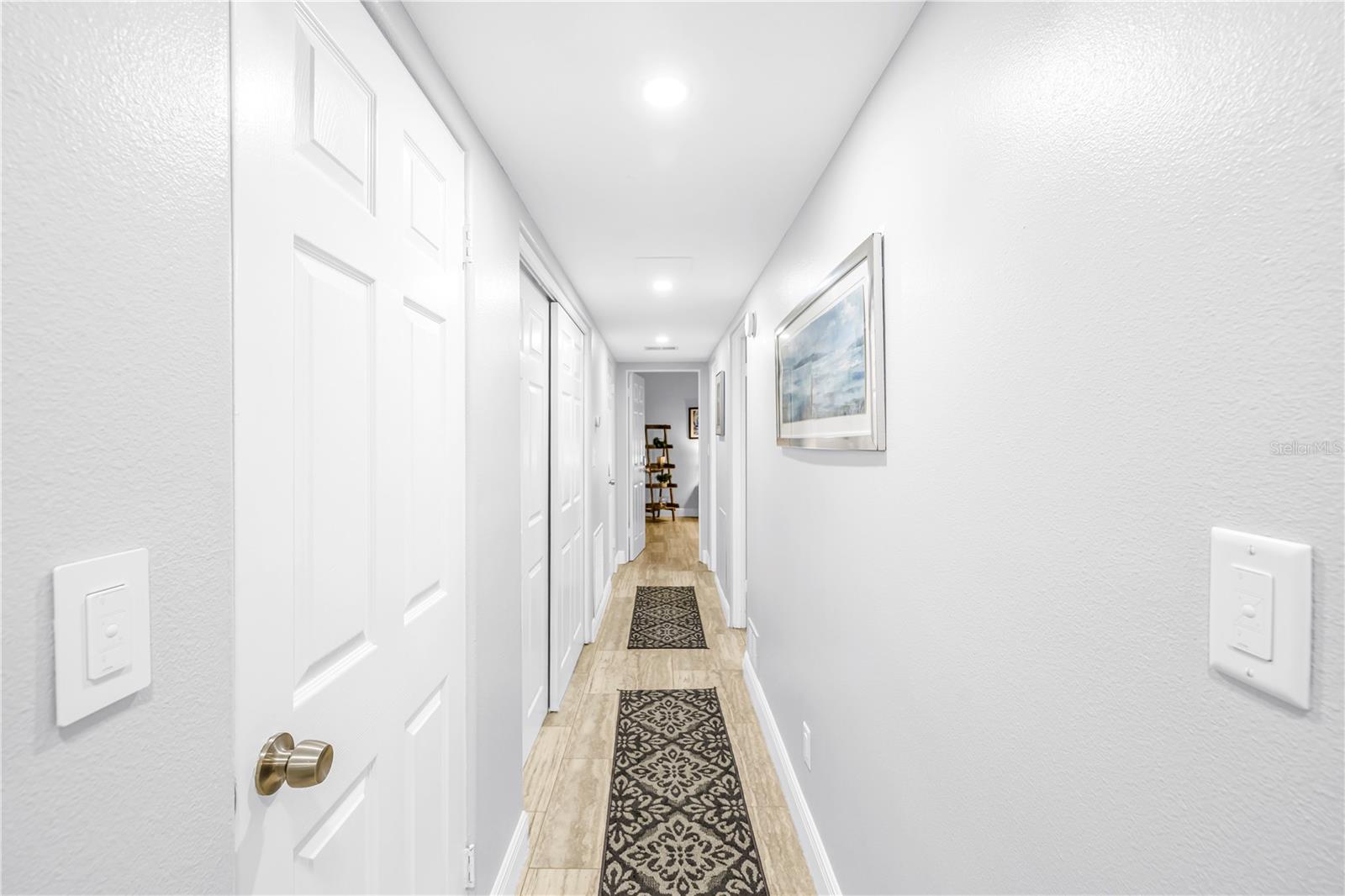 SIENA DOWNTOWN CONDOMINIUM - Residential