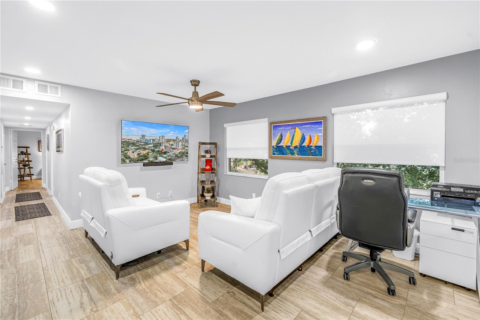 SIENA DOWNTOWN CONDOMINIUM - Residential