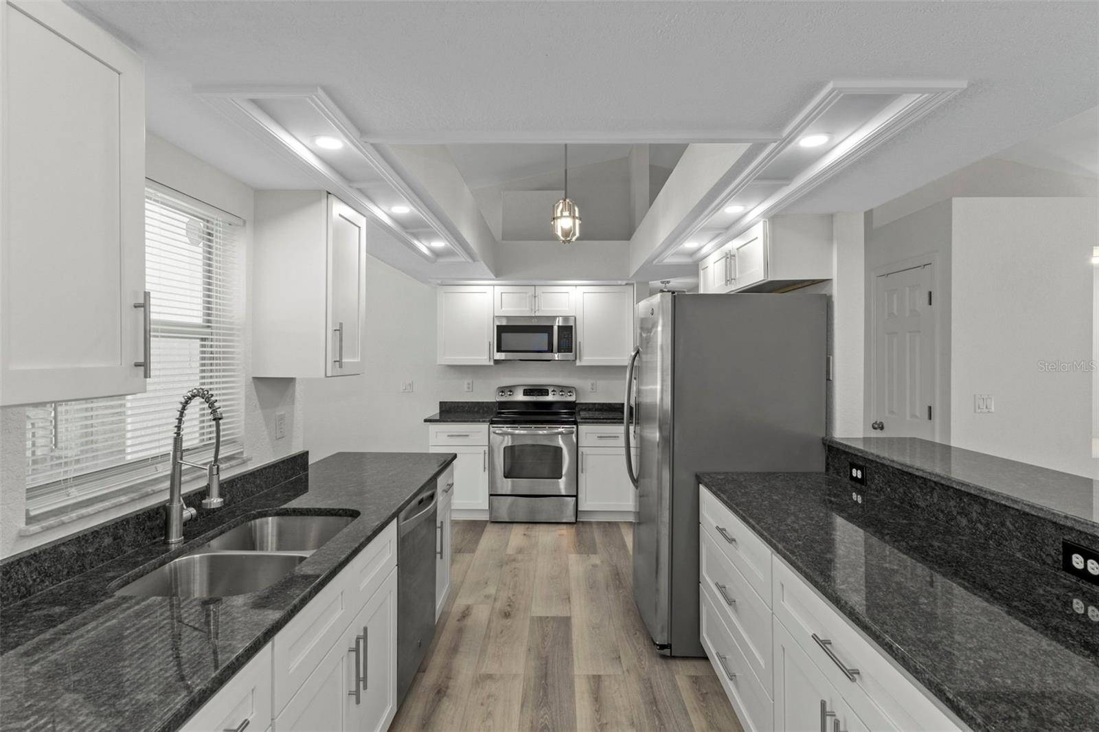 SPRING HILL - Residential