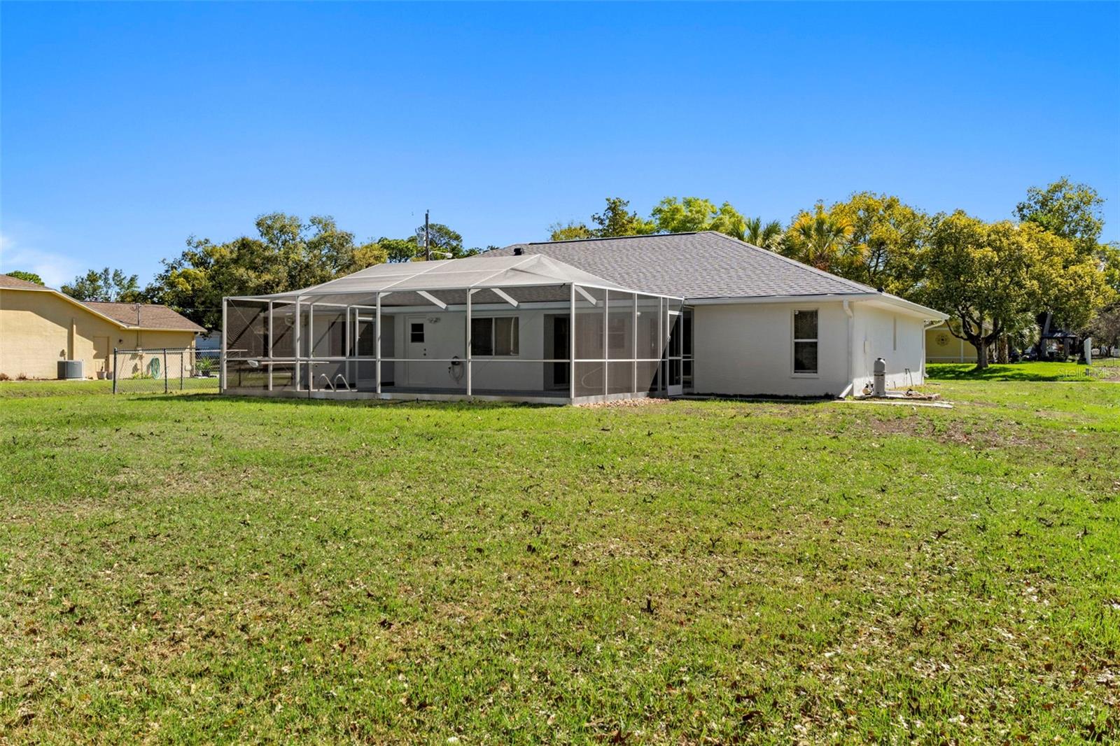 SPRING HILL - Residential