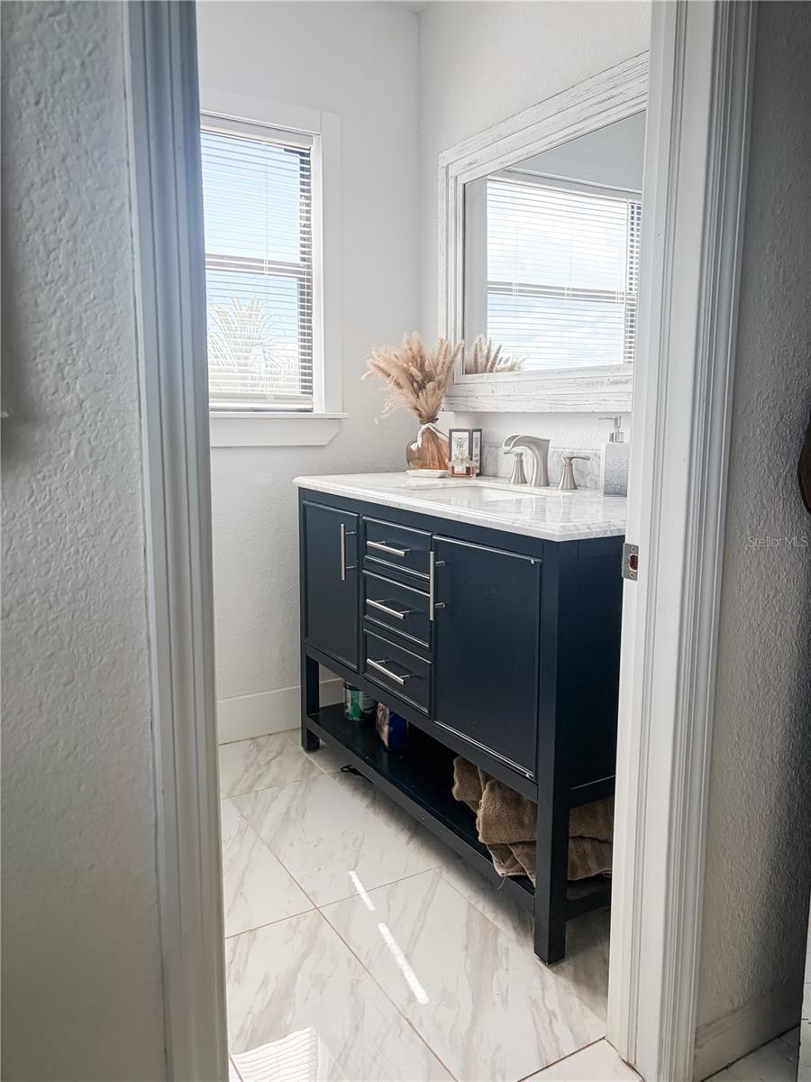 CHARLOTTE PARK - Residential