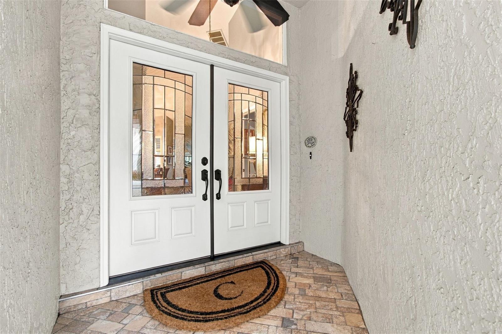 435 DATE PALM COURT NE