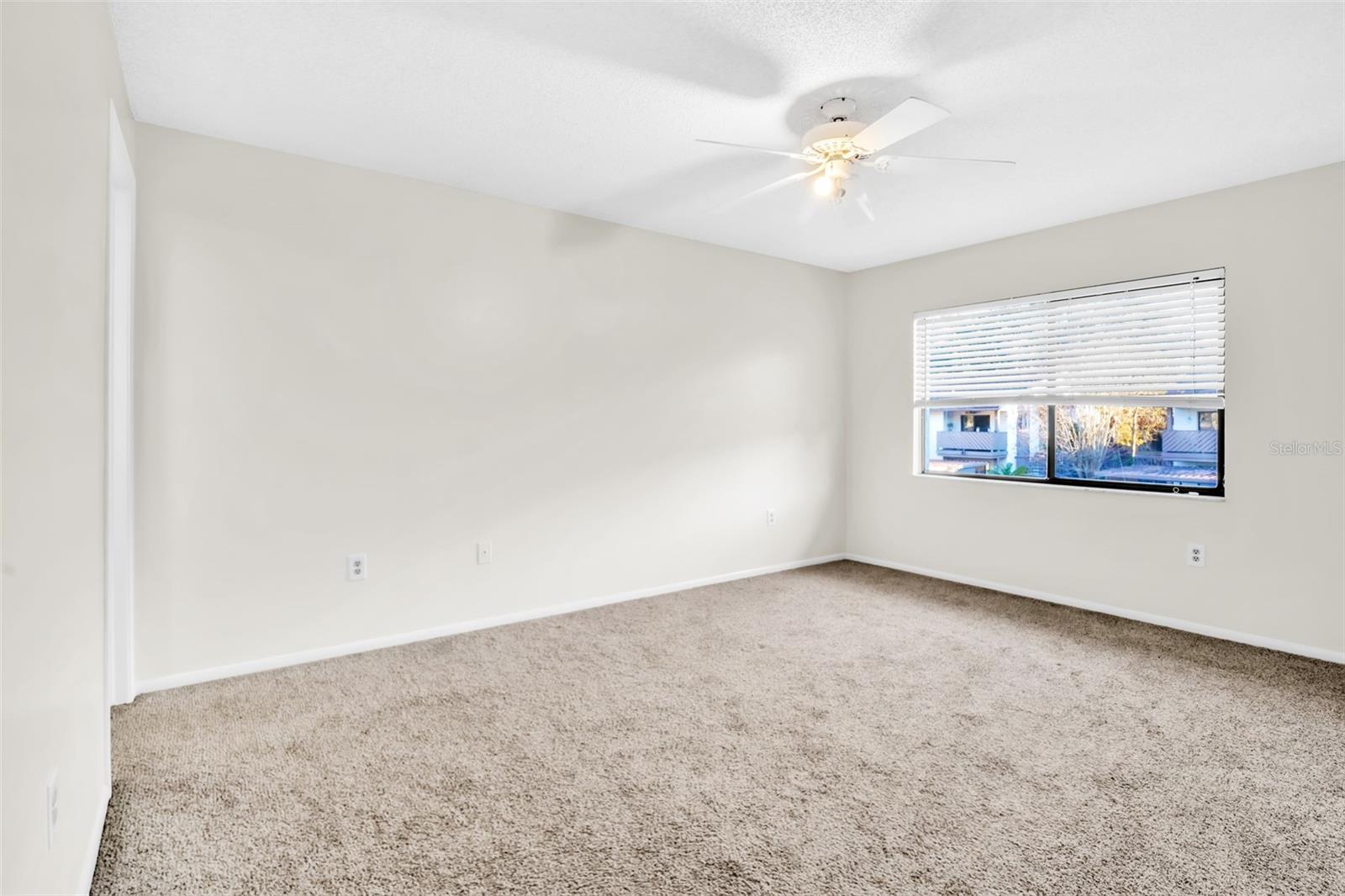 YORKTOWN AT BEACON PLACE - Residential