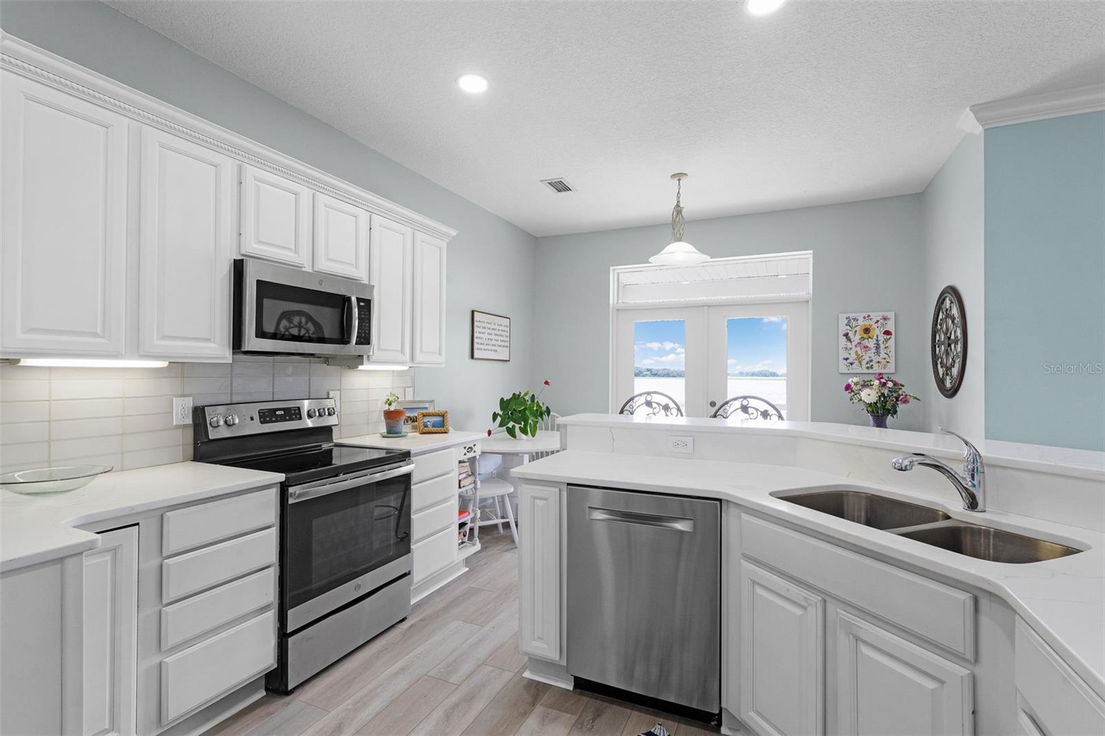 VILLA CITY REP - Residential