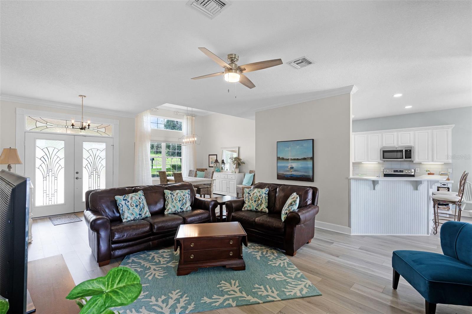 VILLA CITY REP - Residential