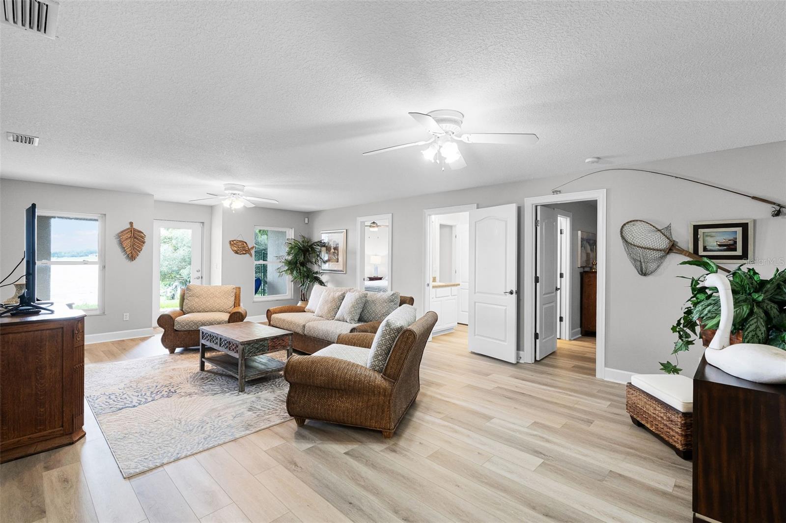 VILLA CITY REP - Residential