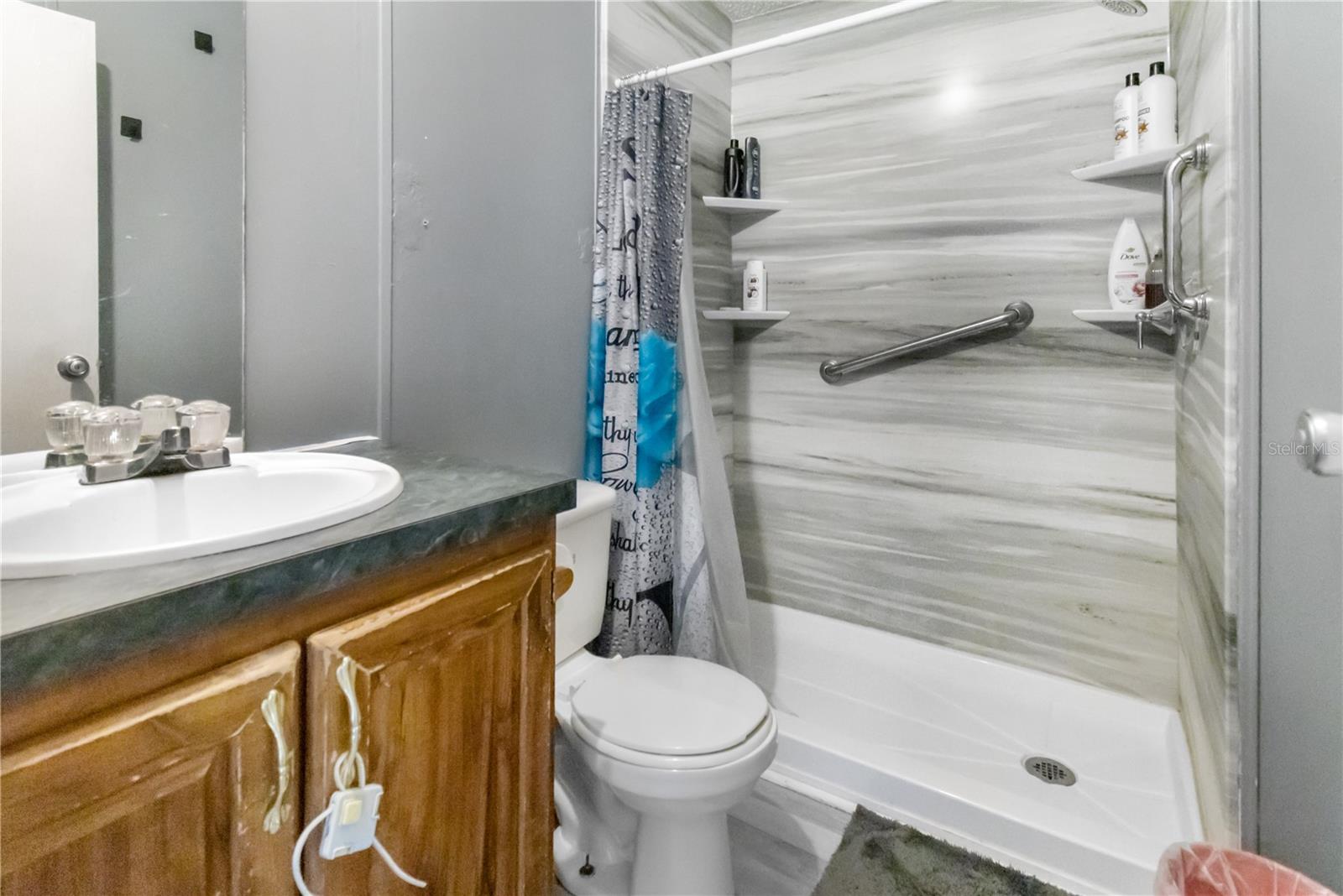 BELLEVIEW HILLS ESTATE - Residential