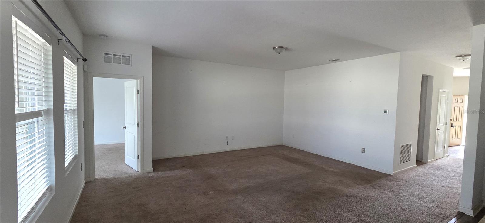 RESERVE/HLND MDWS - Residential