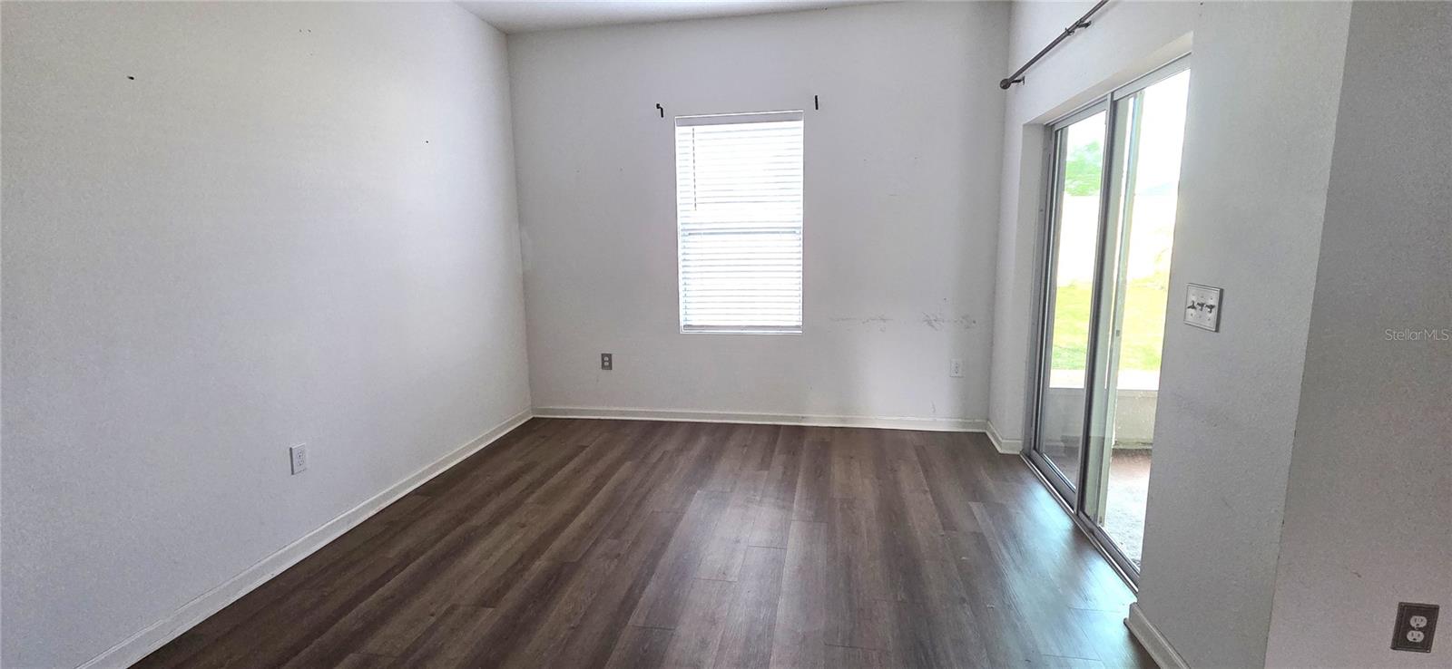 RESERVE/HLND MDWS - Residential