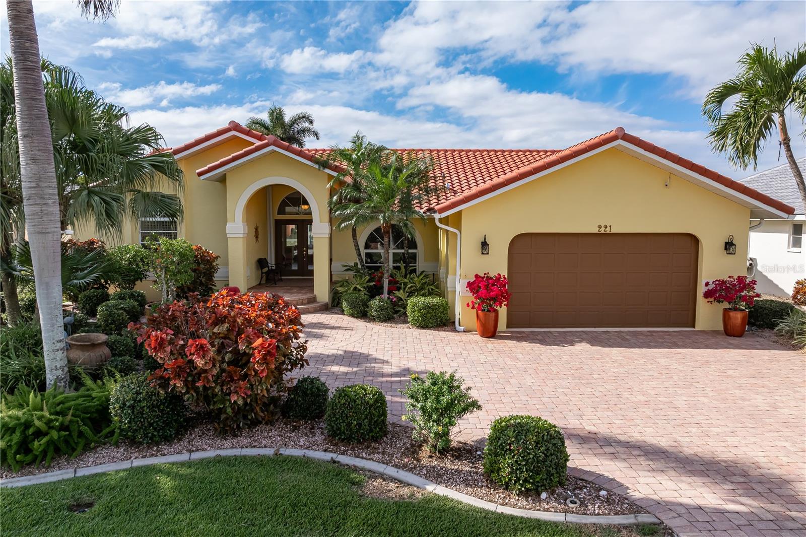 PUNTA GORDA ISLES SEC 06 - Residential