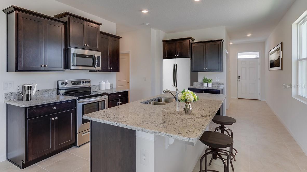 MOCKINGBIRD RESERVE AT WINDING OAKS - Residential