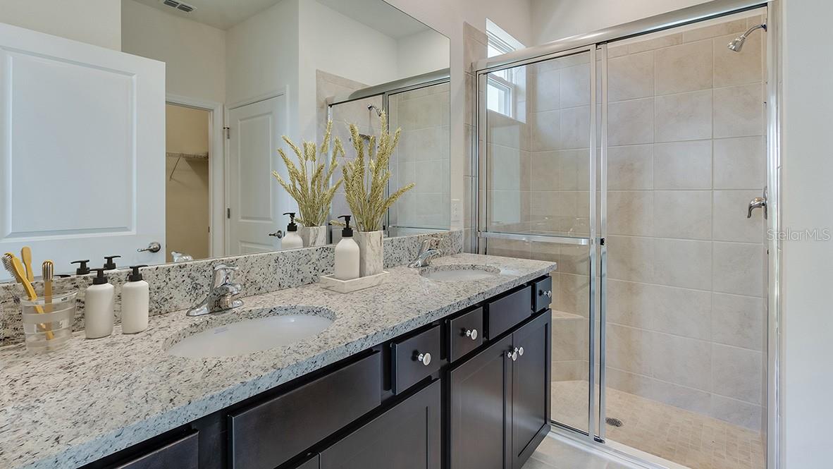 MOCKINGBIRD RESERVE AT WINDING OAKS - Residential