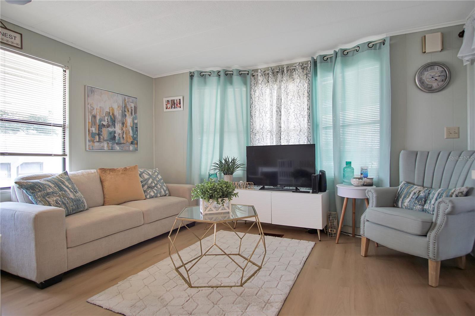 WEST VIEW RIDGE RESORTS INC - Residential Lease