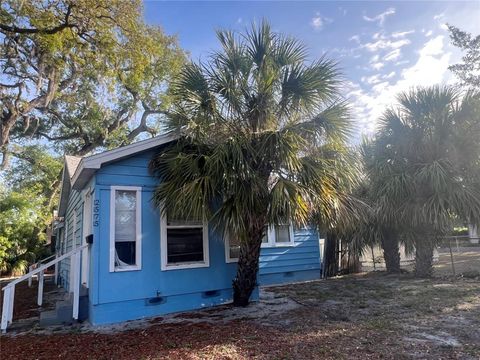 Photo of 2575 18th Avenue S, St Petersburg, FL 33712 (MLS # TB8495733)