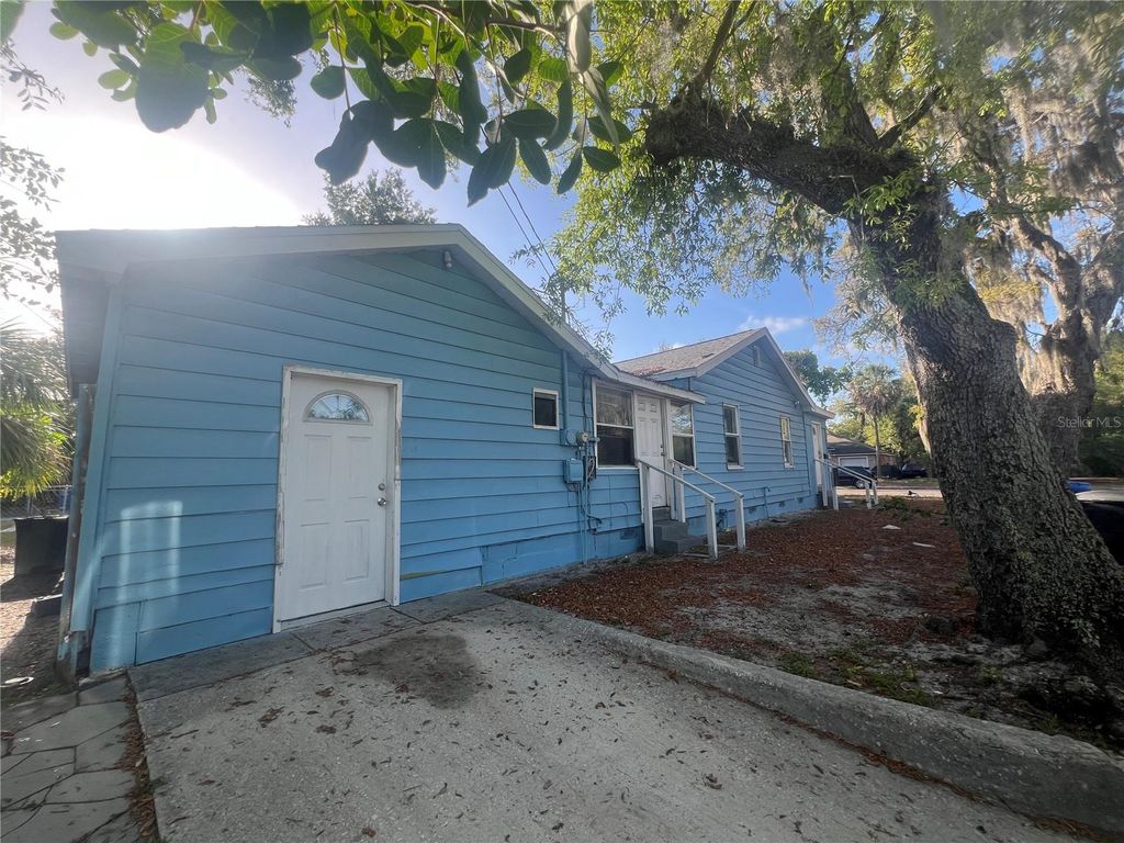 Photo of 2575 18th Avenue S, St Petersburg, FL 33712 (MLS # TB8495733)